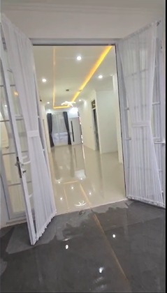 Rumah Disewakan Semi Furnished di Taman Beverly Lippo Cikarang